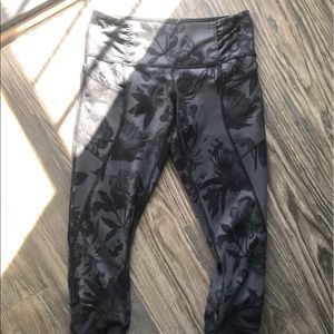 Lulu Lemon Cropped Legging!